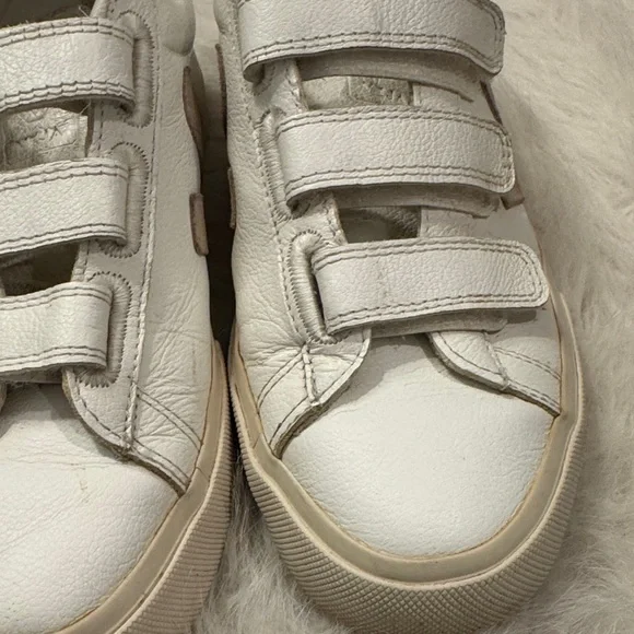 Veja Cream Velcro Leather/Suede Sneakers Size 8 pre-owned. - Picture 10 of 11